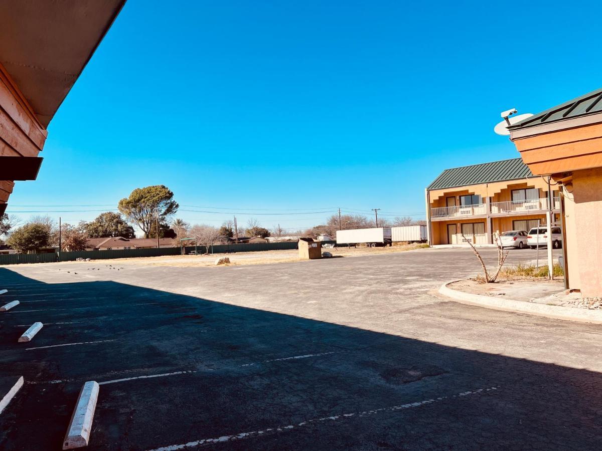 Econo Lodge Del Rio Extérieur photo