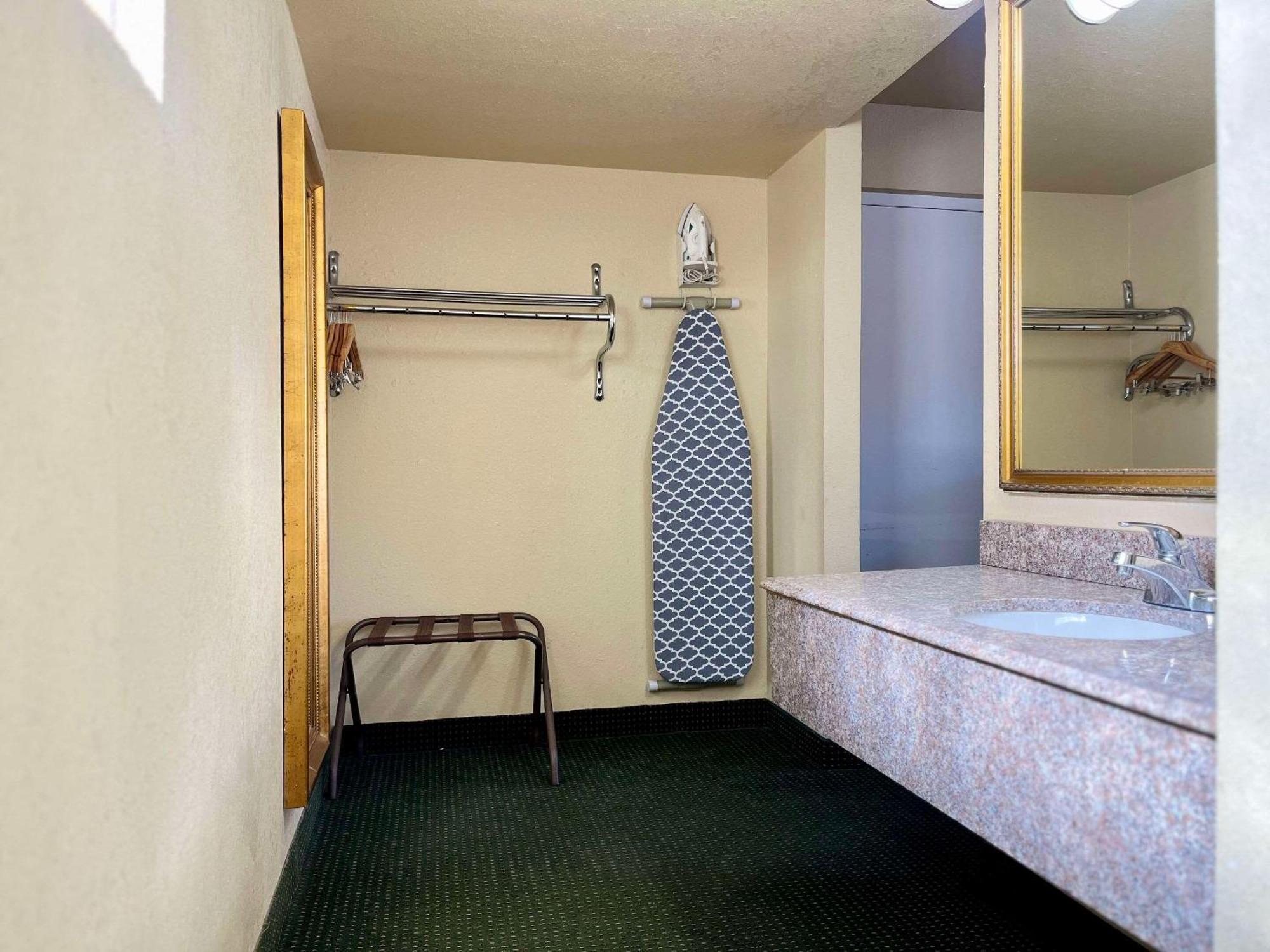 Econo Lodge Del Rio Extérieur photo