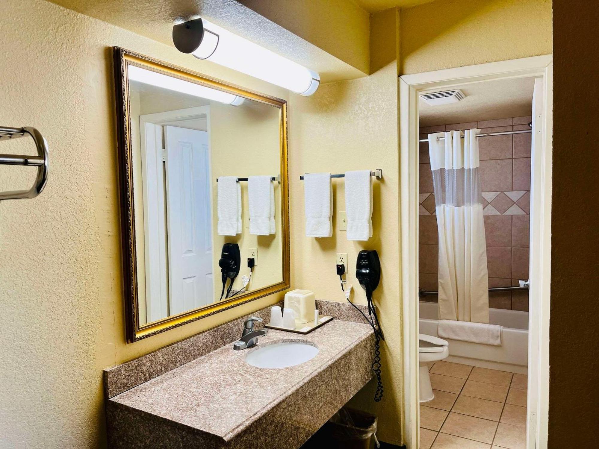Econo Lodge Del Rio Extérieur photo